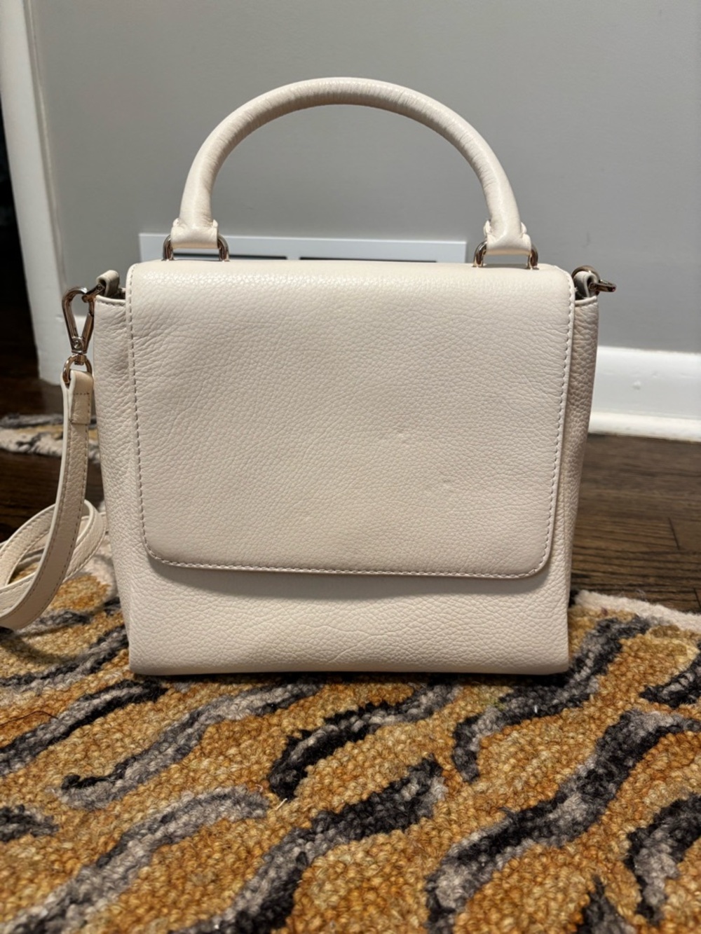 ANTONIO MELANI Cream Structured Top-Handle Shoulder Bag